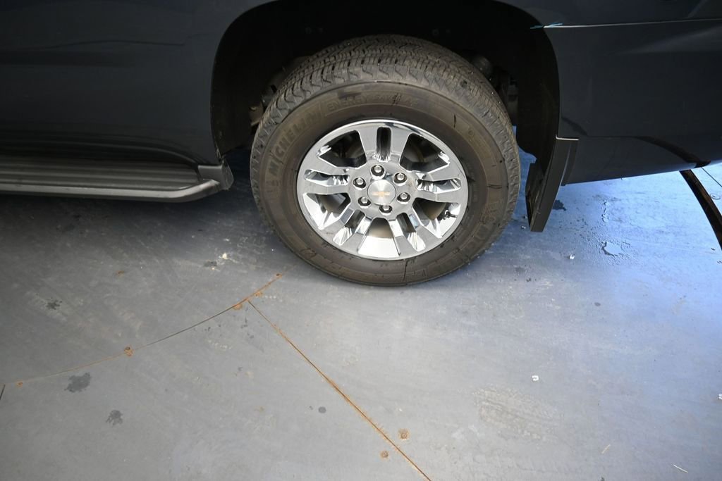 Used 2019 Chevrolet Tahoe LS w/ Max Trailering Package AWD/4WD image 19