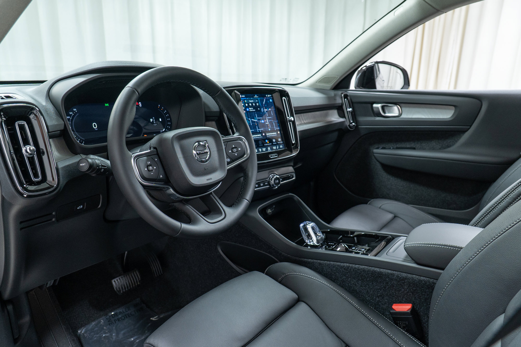 New 2026 Volvo XC40 B5 Plus w/ Protection Package Premier image 12