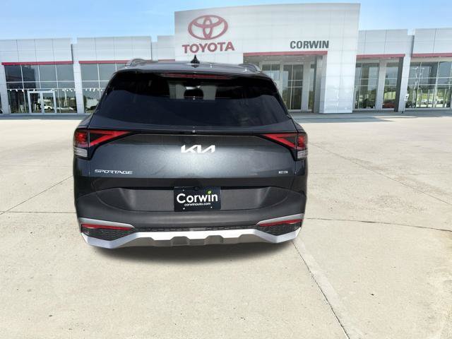 Used 2023 Kia Sportage EX AWD/4WD image 6