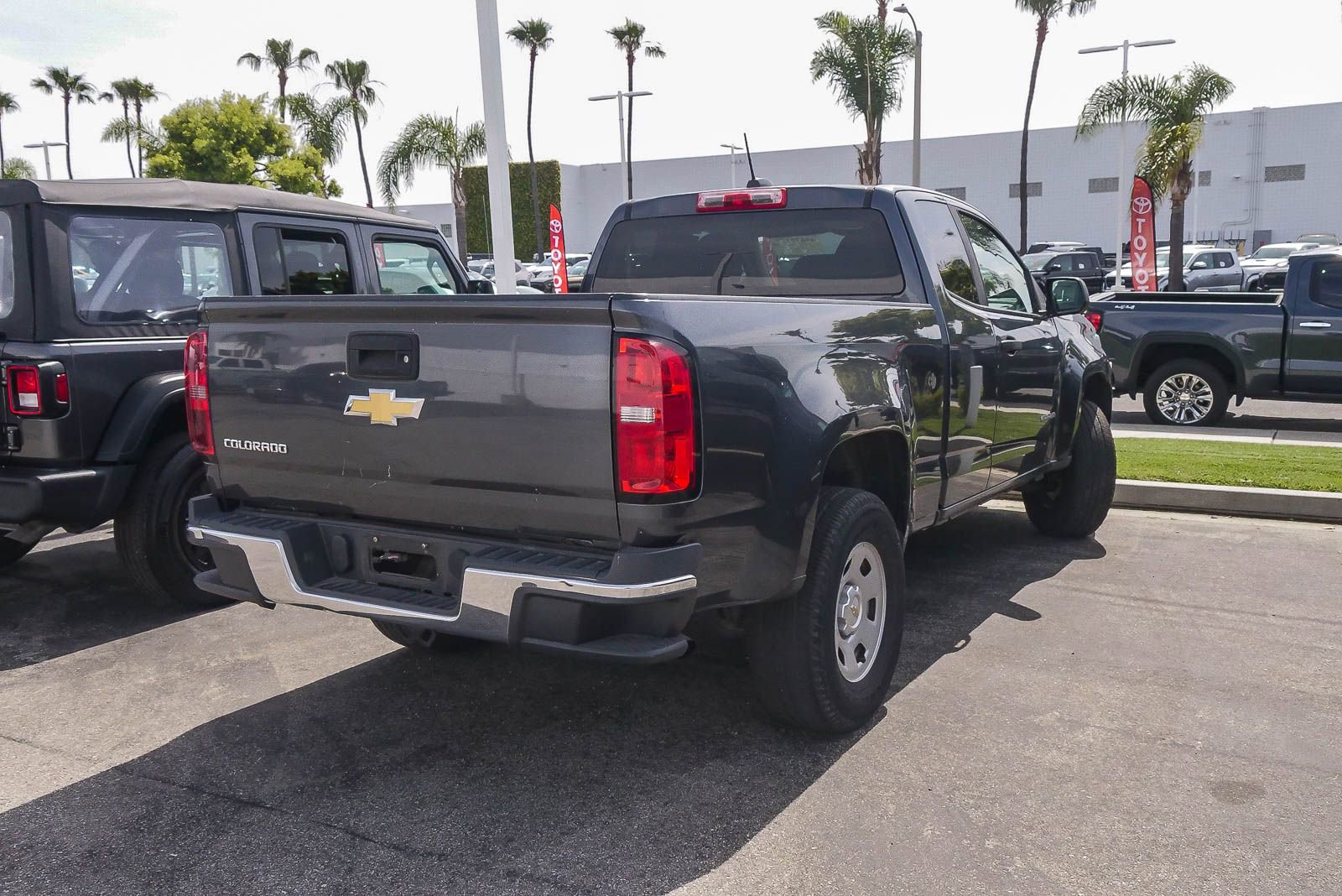Used 2016 Chevrolet Colorado W/T w/ WT Convenience Package image 8