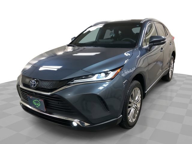 Used 2024 Toyota Venza Limited image 1