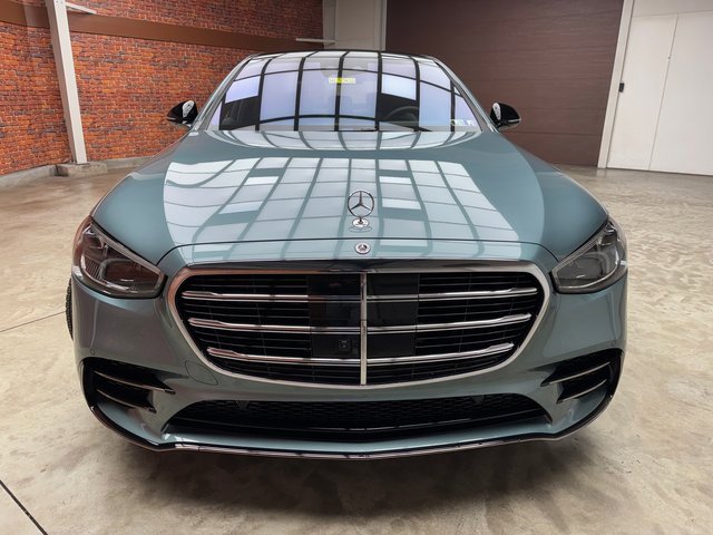 Used 2025 Mercedes-Benz S 500 S 500 image 8