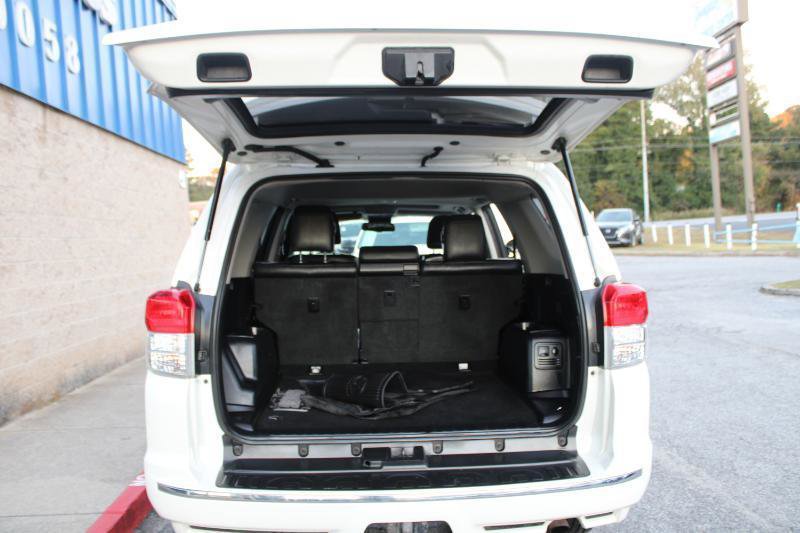 Used 2011 Toyota 4Runner Limited image 17