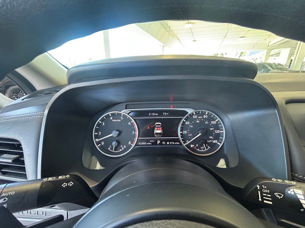 Used 2024 Nissan Rogue S image 38