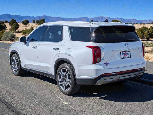 Used 2023 Hyundai Palisade Limited image 4