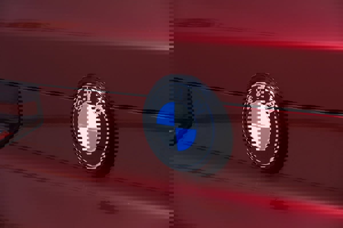 Used 2024 BMW X6 xDrive40i w/ Premium Package image 67