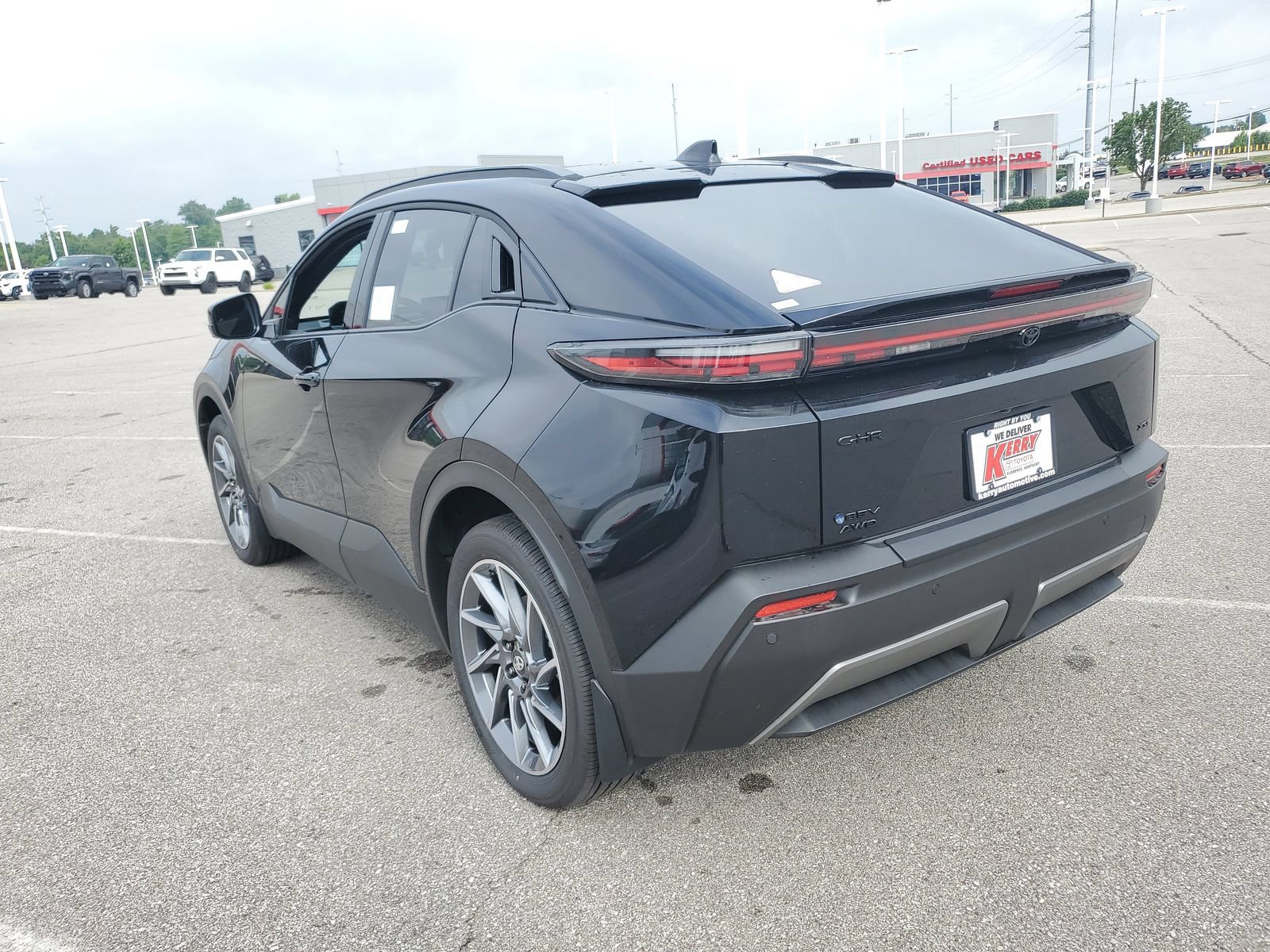 New 2026 Toyota C-HR AWD/4WD image 3