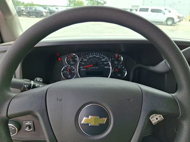 New 2026 Chevrolet Express 2500 RWD image 14