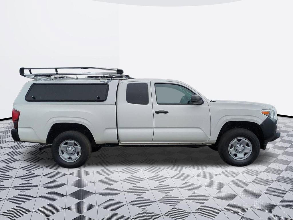 Used 2022 Toyota Tacoma SR RWD image 7