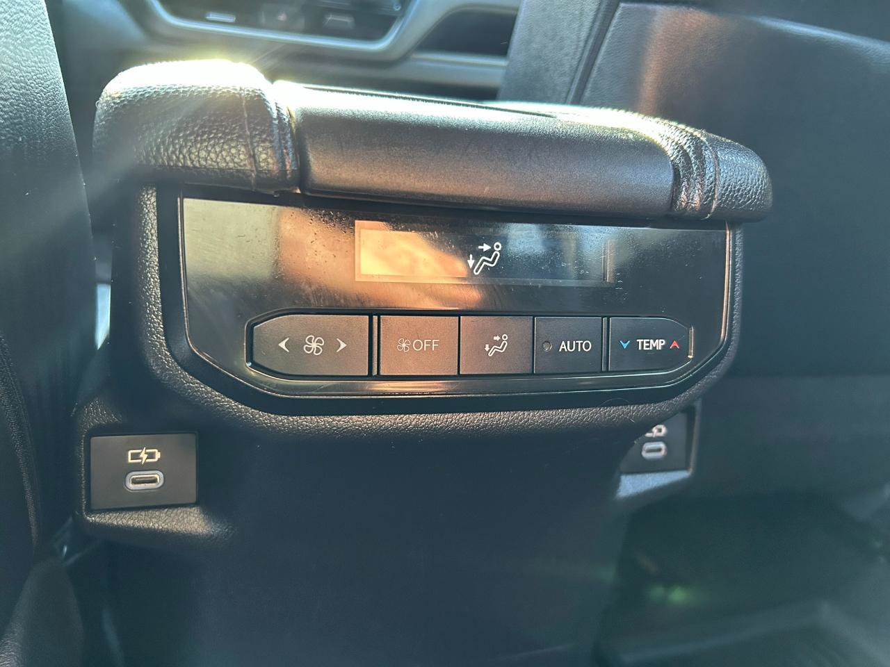 Used 2024 Toyota Grand Highlander AWD Hybrid image 15