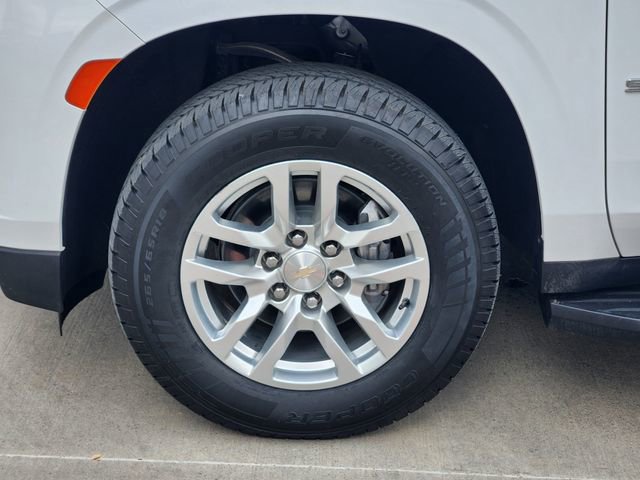 Used 2022 Chevrolet Suburban LT image 10