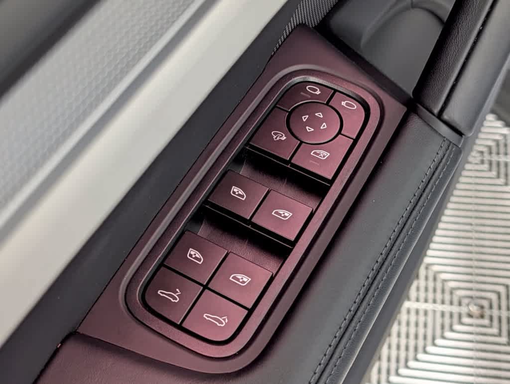 New 2026 Porsche Cayenne S AWD/4WD image 27