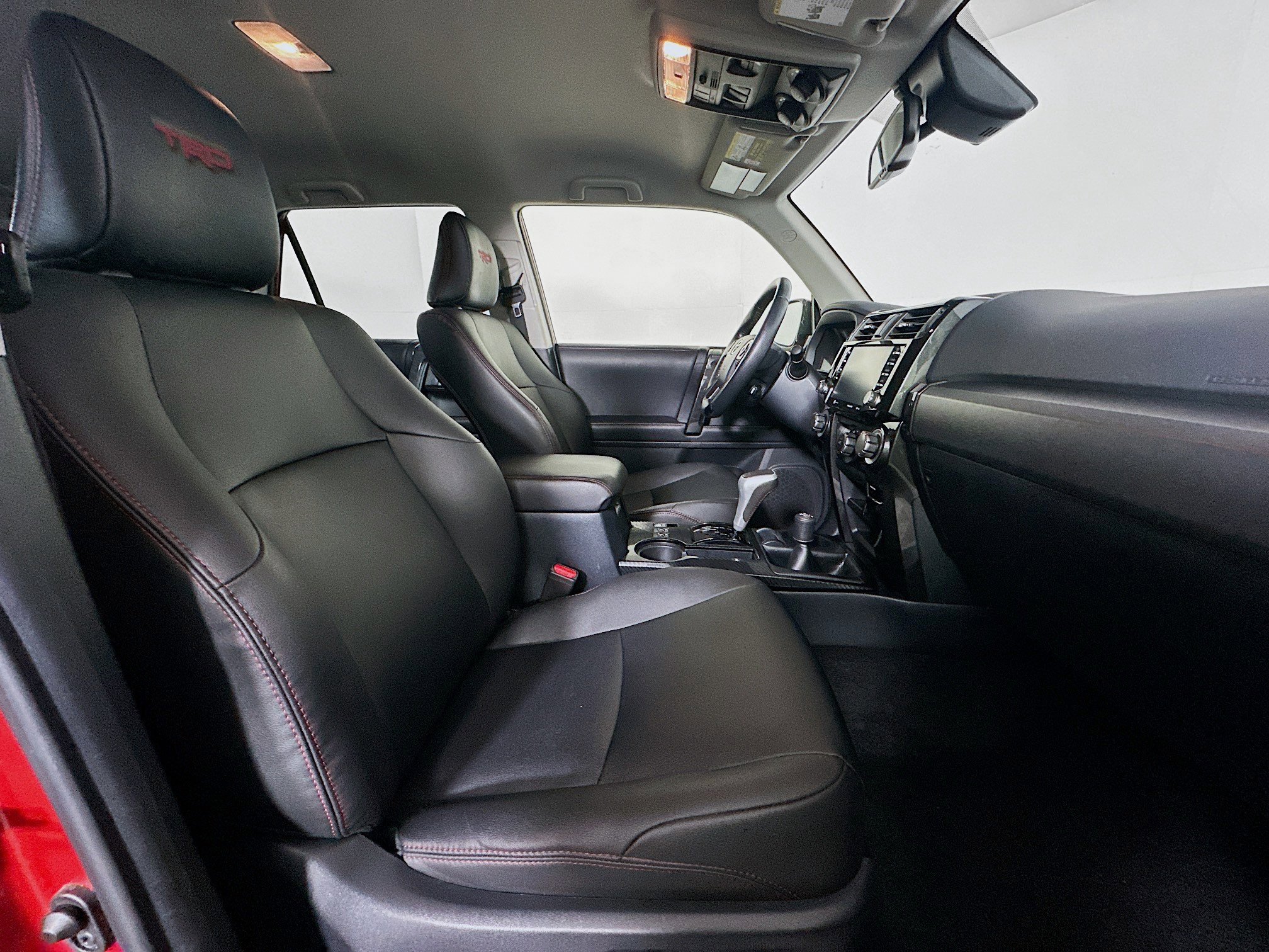 Used 2024 Toyota 4Runner TRD Off-Road Premium image 29