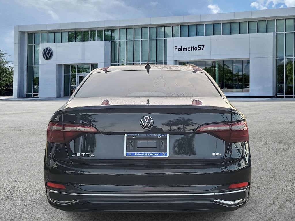 Used 2022 Volkswagen Jetta SEL image 5