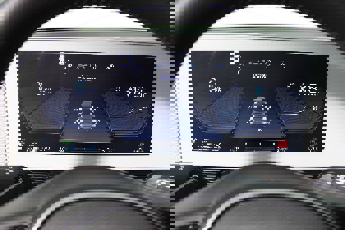 Used 2024 Hyundai Ioniq 5 SEL image 8