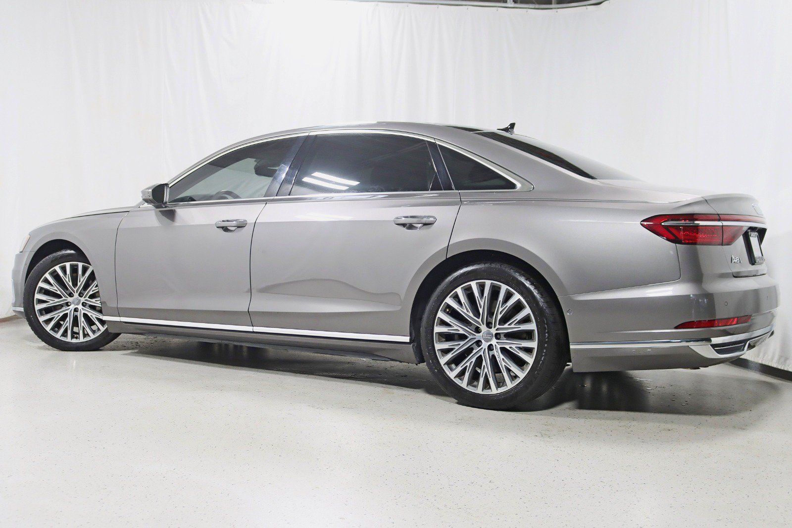 Used 2020 Audi A8 L 3.0T w/ Executive Package AWD/4WD image 9