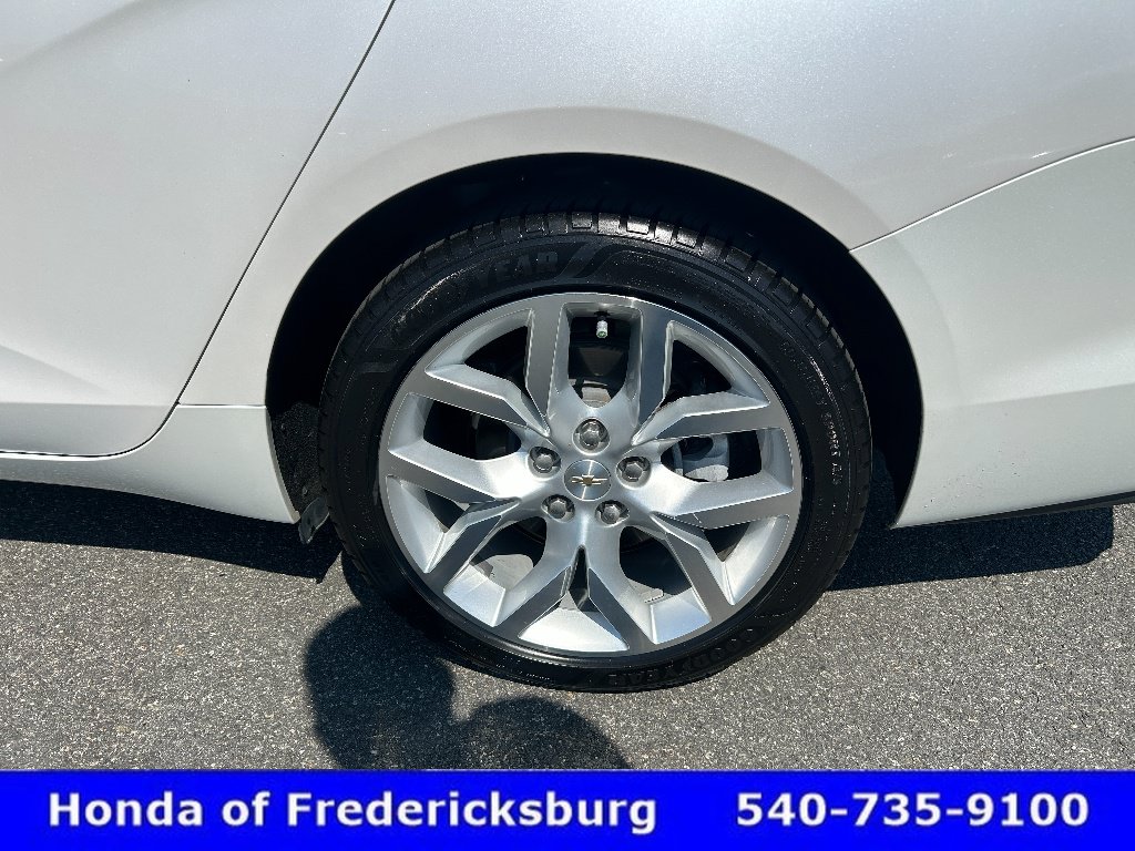 Used 2018 Chevrolet Impala Premier w/ Premier Convenience Package FWD image 34