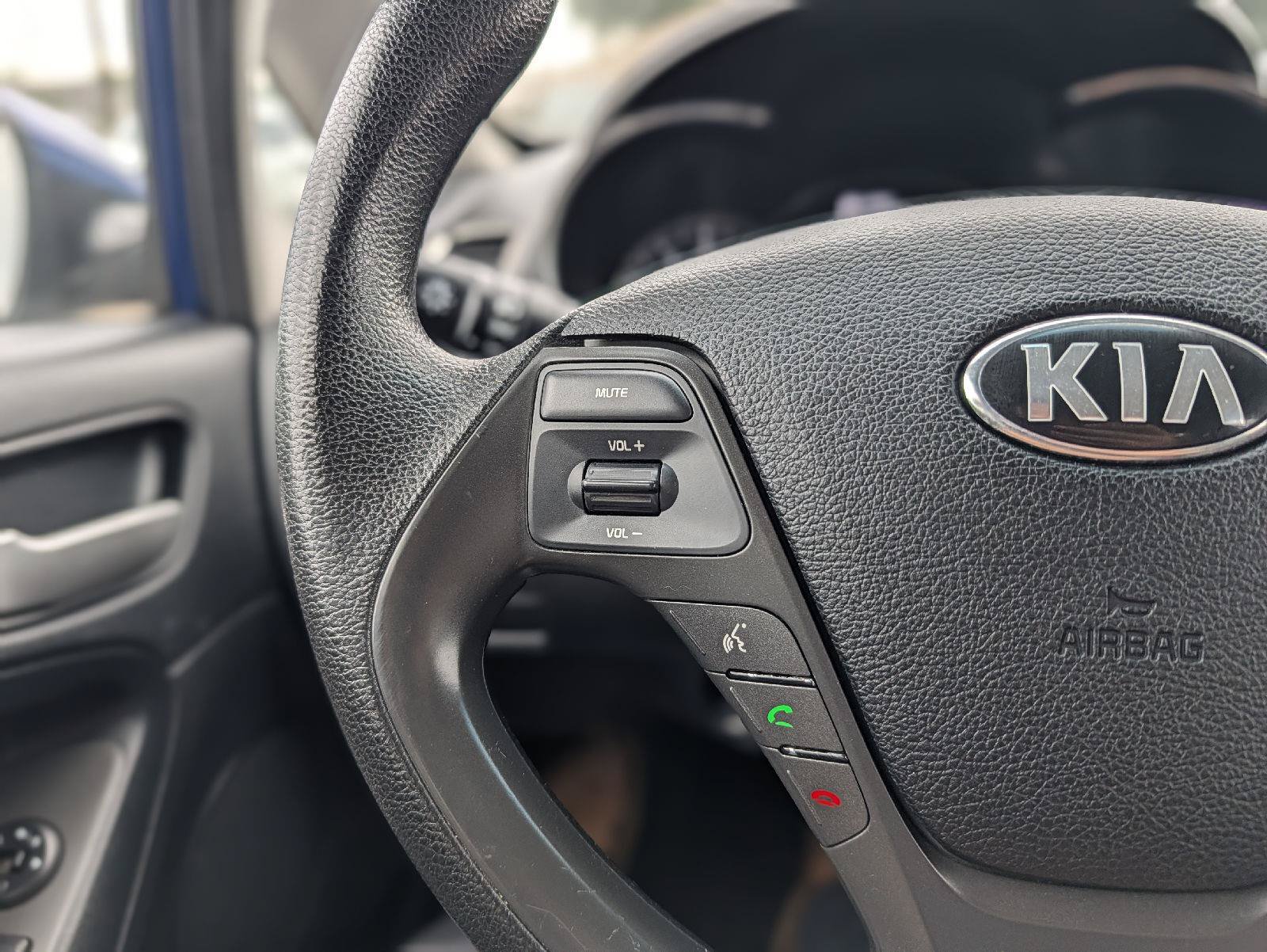 Used 2017 Kia Forte LX FWD image 21
