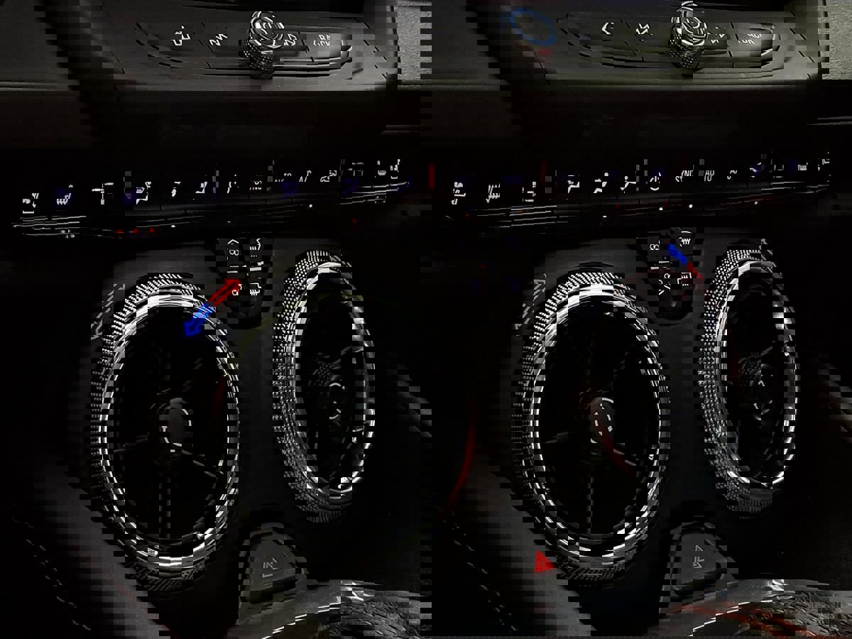 Used 2017 Chevrolet Camaro SS image 31