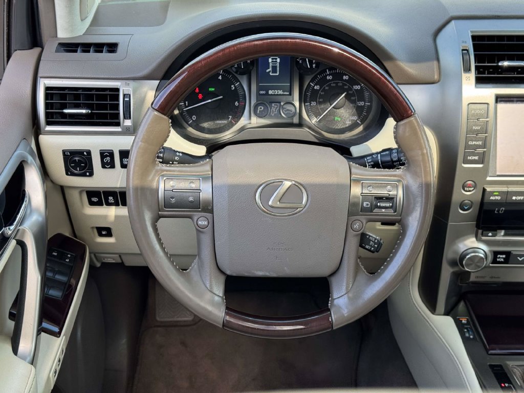 Used 2019 Lexus GX 460 Premium w/ Premium Package AWD/4WD image 12