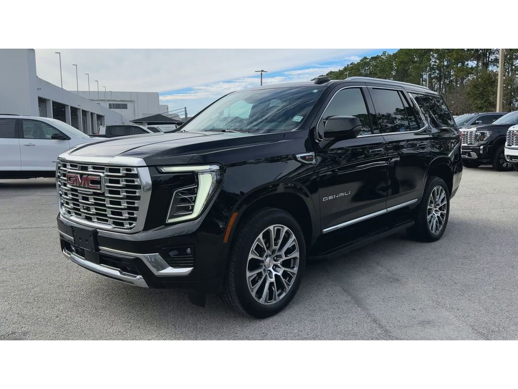 Certified 2025 GMC Yukon Denali image 4