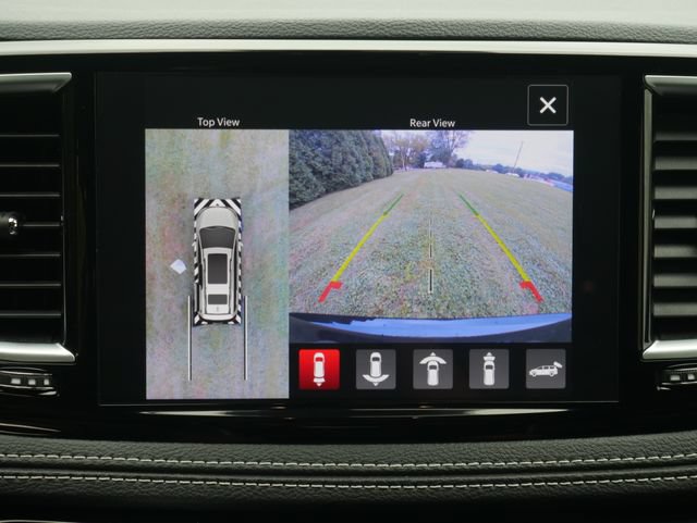 Used 2025 Chrysler Pacifica Limited w/ Trailer Tow Group FWD image 7
