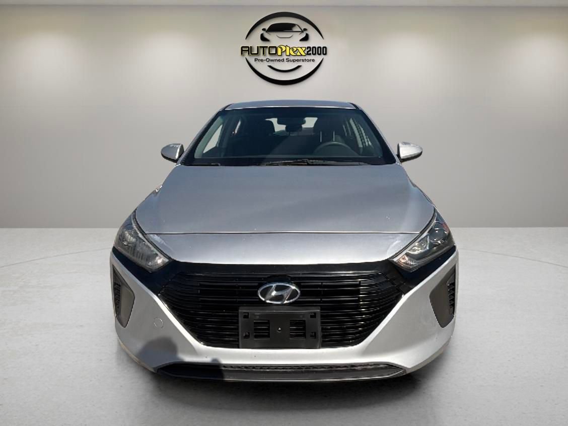 Used 2018 Hyundai Ioniq Blue FWD image 2