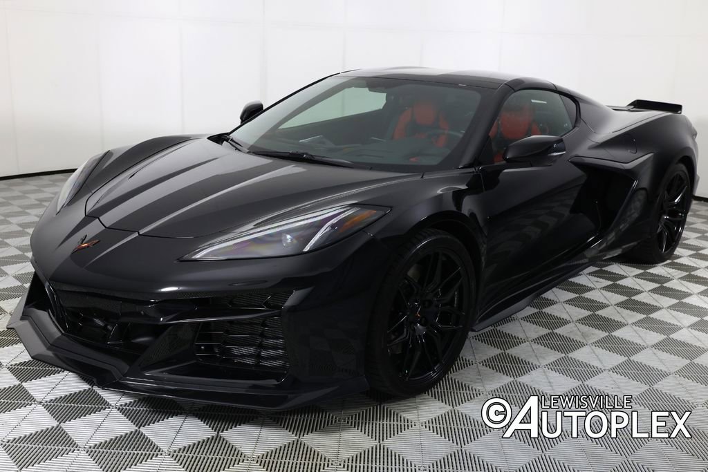 Used 2023 Chevrolet Corvette Z06 RWD image 9