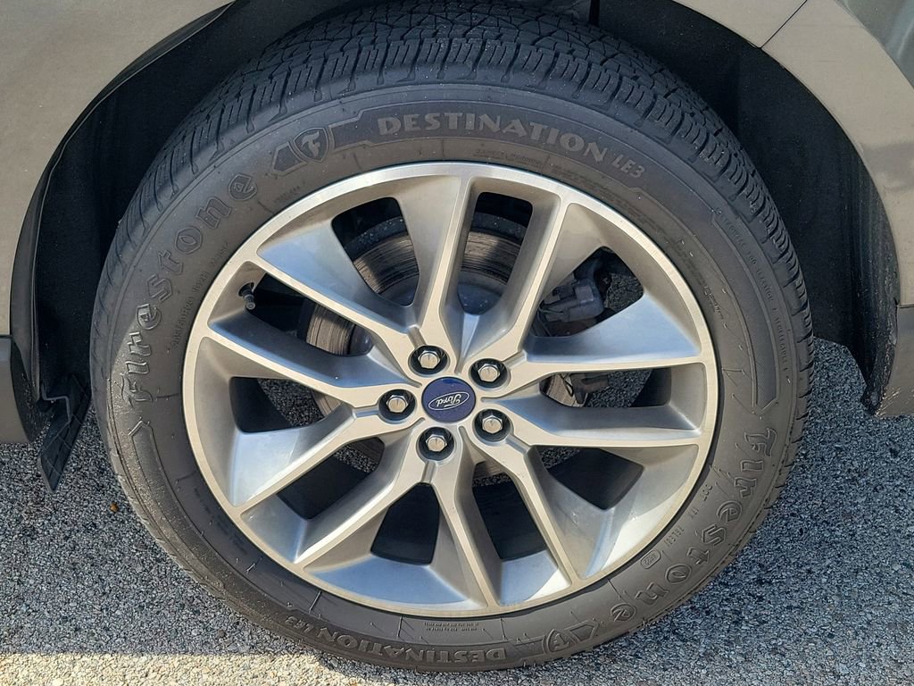 Used 2017 Ford Edge Titanium w/ Equipment Group 302A image 12