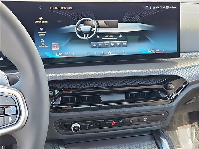 New 2026 BMW 230i xDrive Coupe w/ Premium Package AWD/4WD image 12