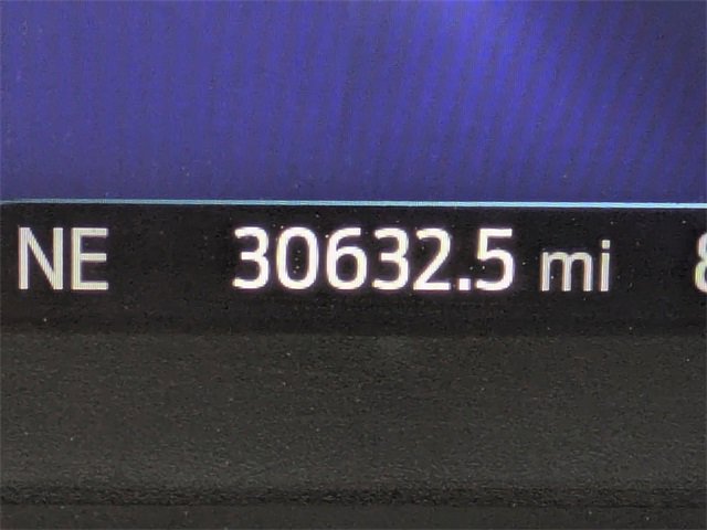 Used 2022 Ford Explorer Platinum w/ Technology Package image 34