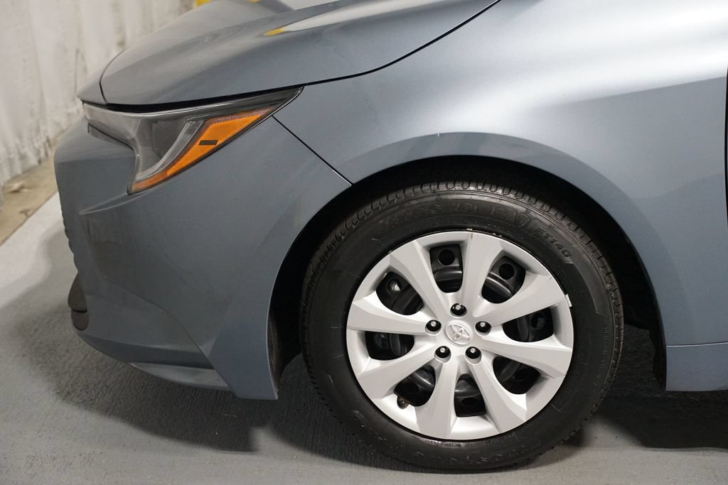 Certified 2024 Toyota Corolla LE FWD image 5
