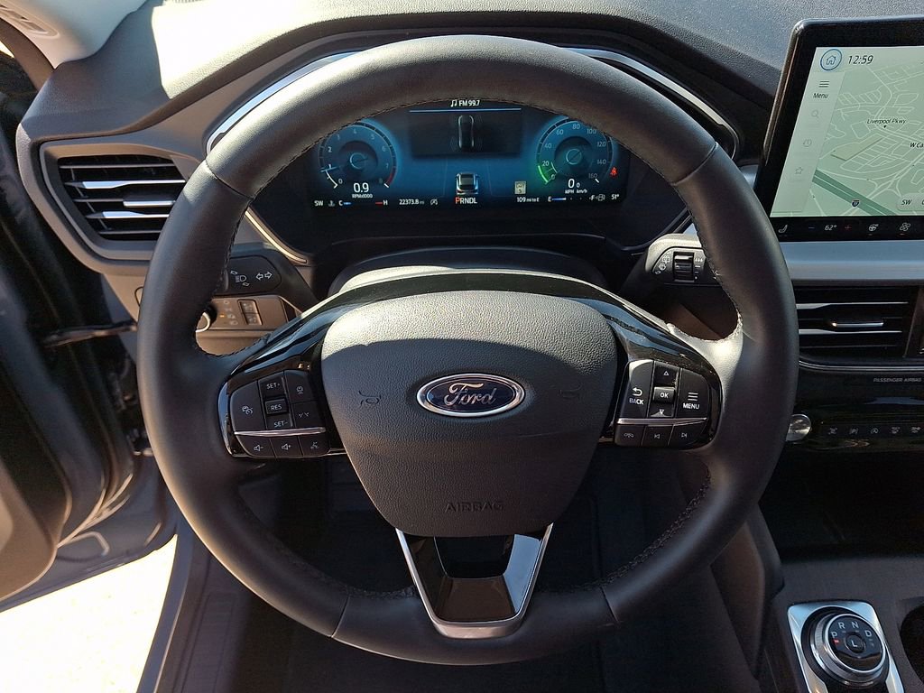 Used 2024 Ford Escape Platinum image 20