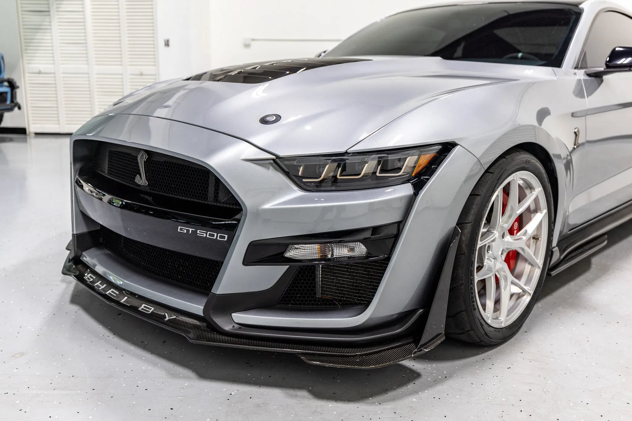 Used 2021 Ford Mustang Shelby GT500 w/ Technology Package RWD image 6