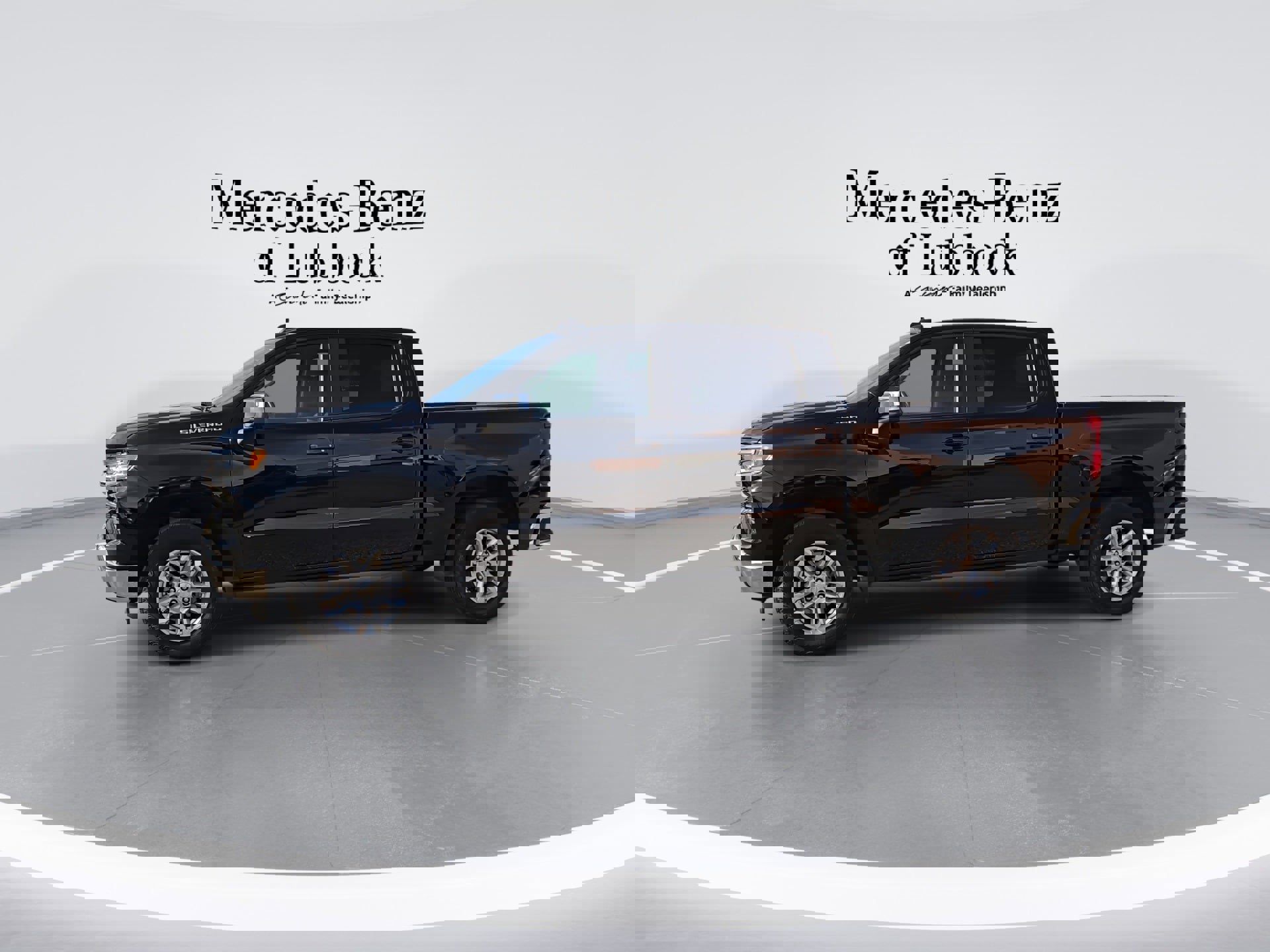 Used 2024 Chevrolet Silverado 1500 LT image 6