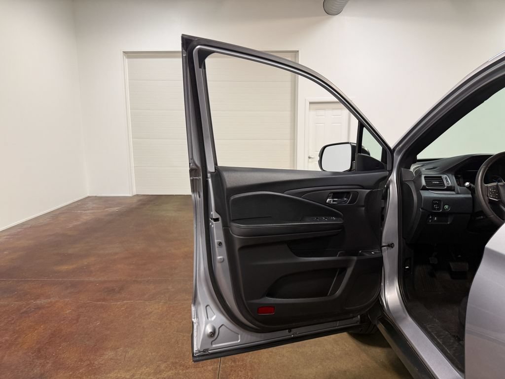 Used 2022 Honda Pilot Sport image 57