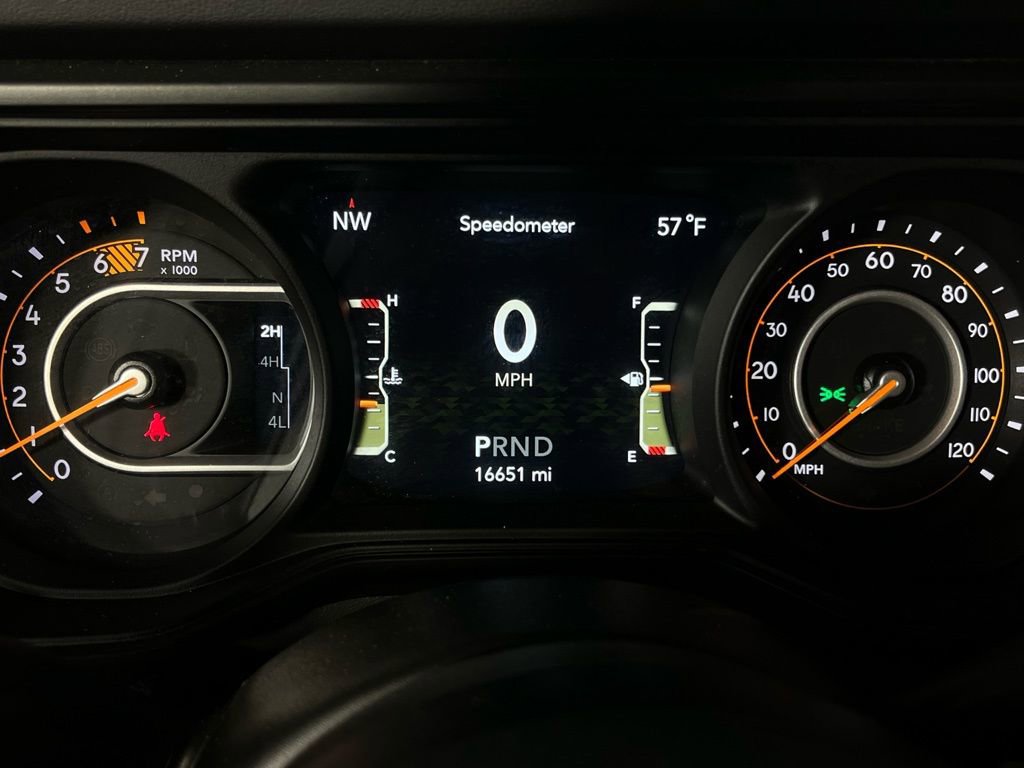 Used 2025 Jeep Wrangler Unlimited Rubicon image 19