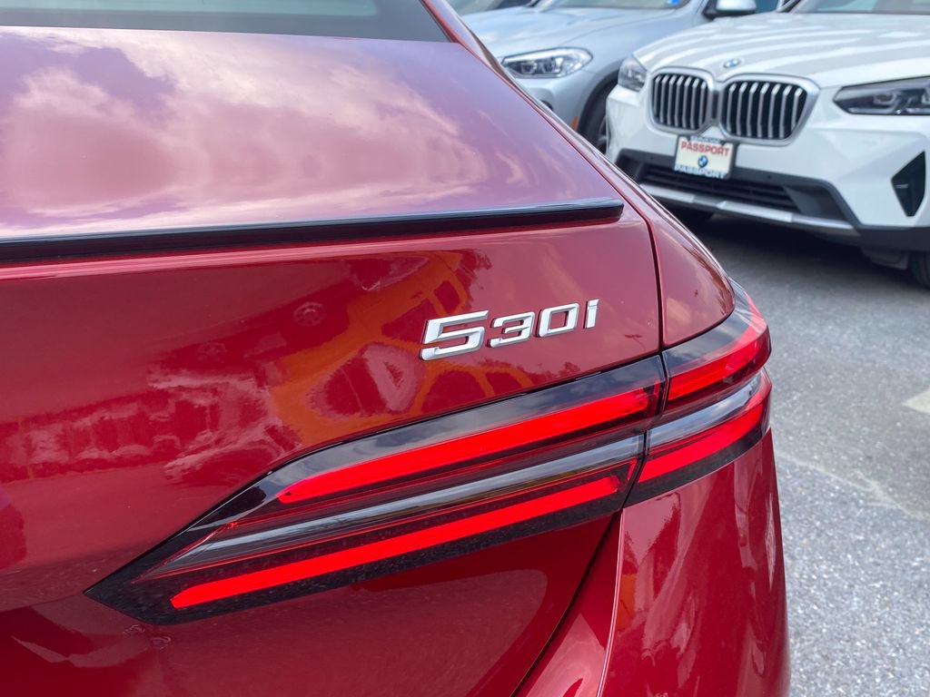 New 2027 BMW 530i xDrive w/ M Sport Package AWD/4WD image 6