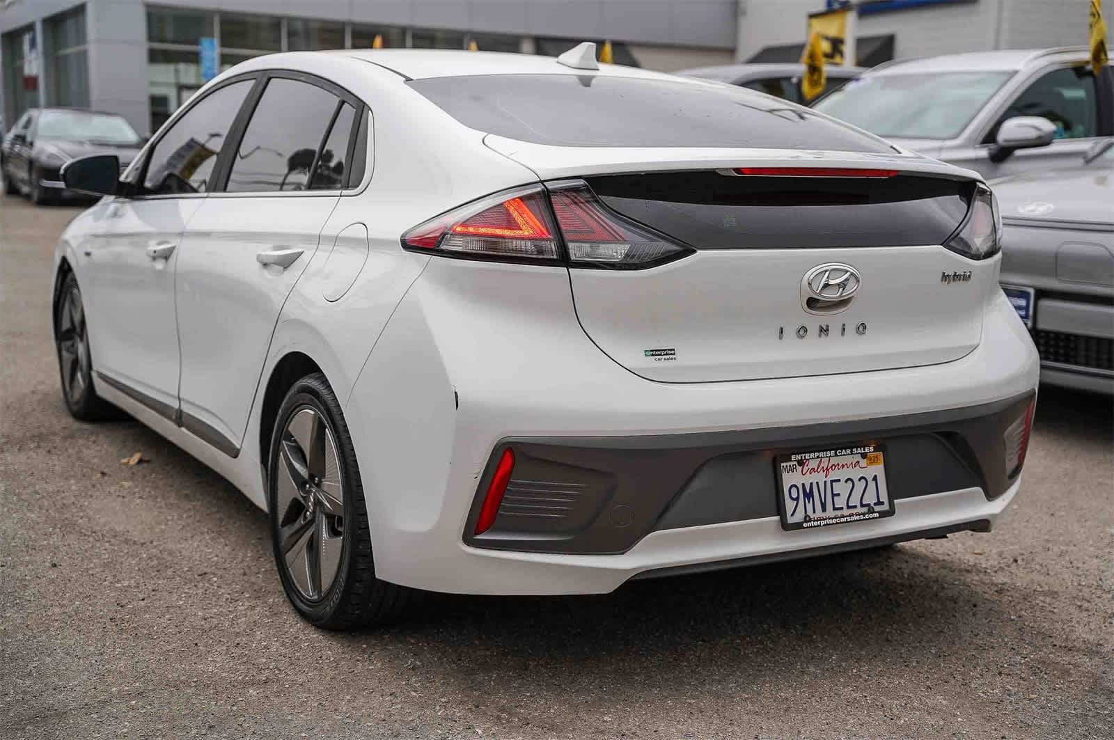 Certified 2020 Hyundai Ioniq SEL image 10