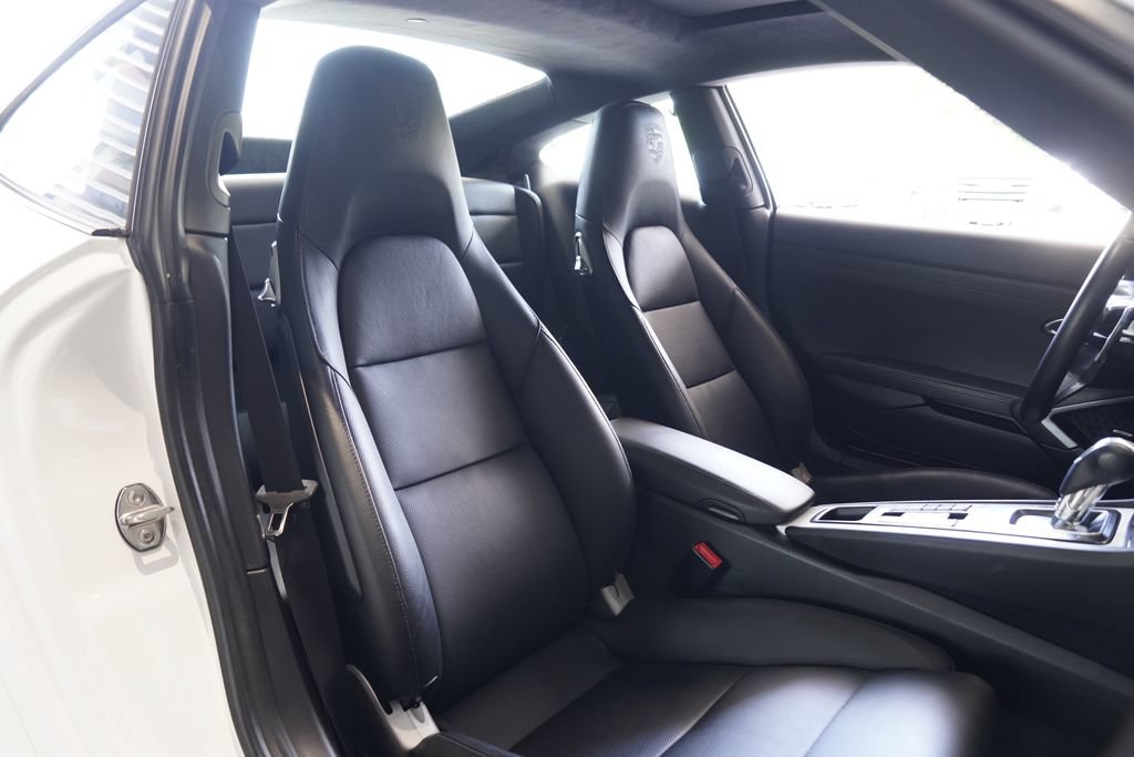 Certified 2017 Porsche 911 Carrera RWD image 25