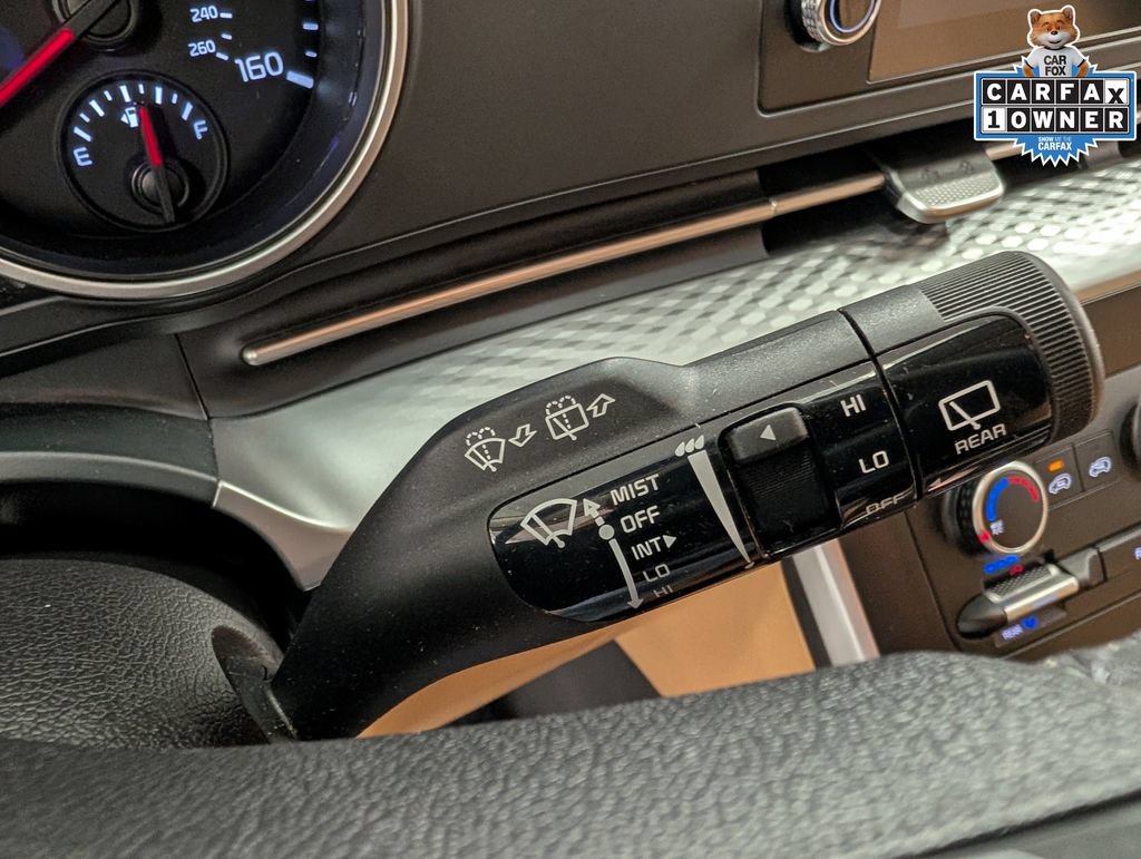 Certified 2024 Kia Carnival LX FWD image 20