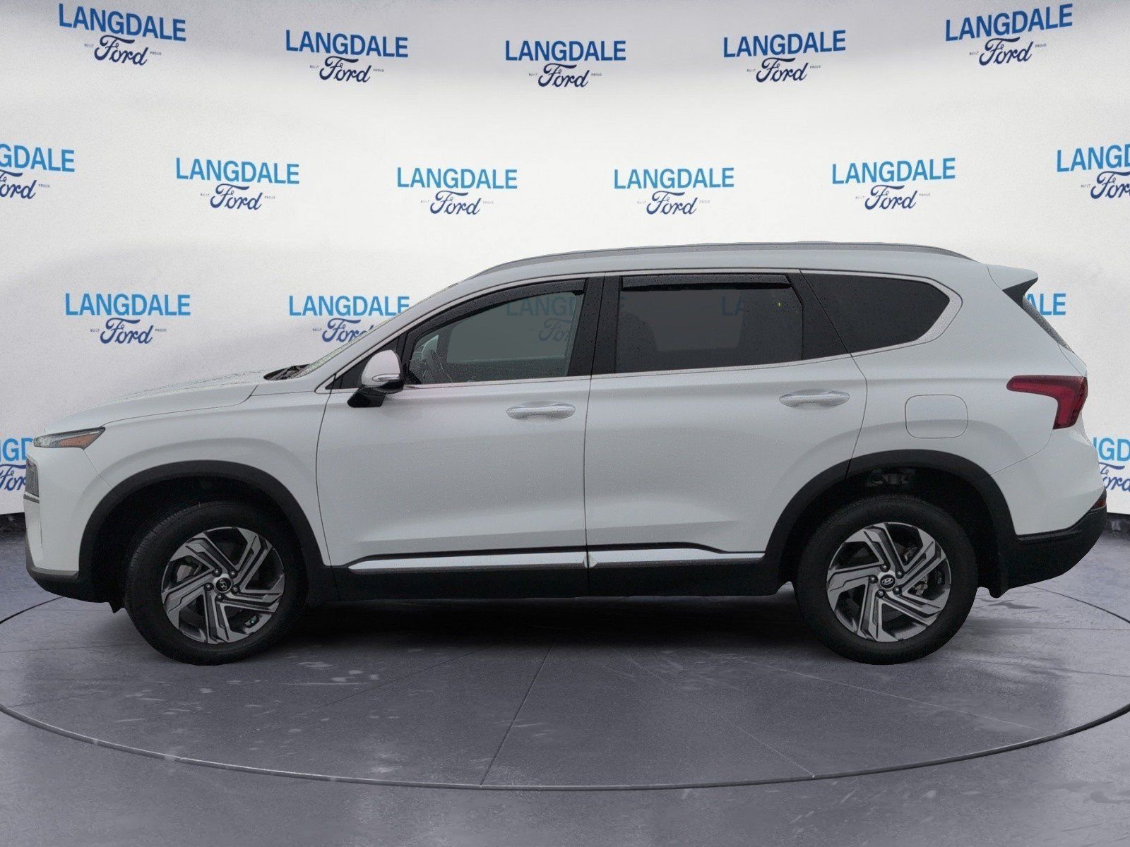 Used 2023 Hyundai Santa Fe SEL FWD image 10