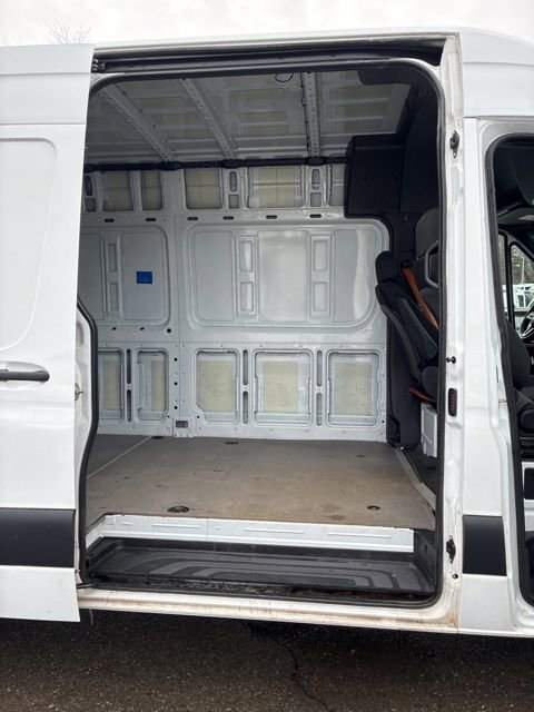 Used 2023 Mercedes-Benz Sprinter 2500 image 9