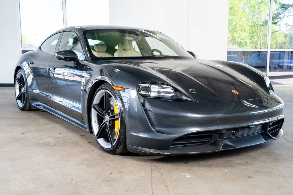 Used 2020 Porsche Taycan Turbo image 4