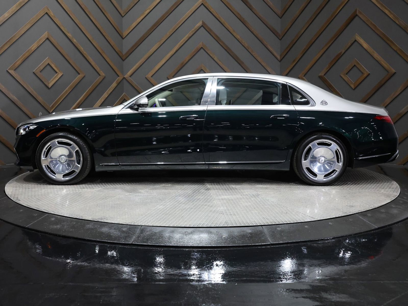 Used 2024 Mercedes-Benz Maybach S 580 4MATIC image 7