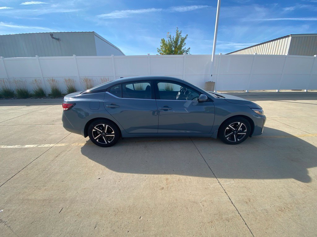Used 2024 Nissan Sentra SV w/ All-Weather Package FWD image 10