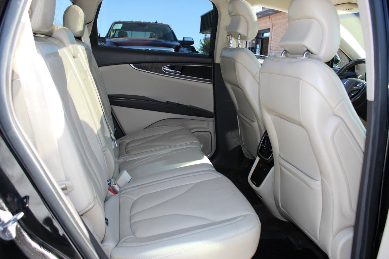 Used 2018 Lincoln MKX Reserve w/ Lincoln MKX Climate Package AWD/4WD image 18