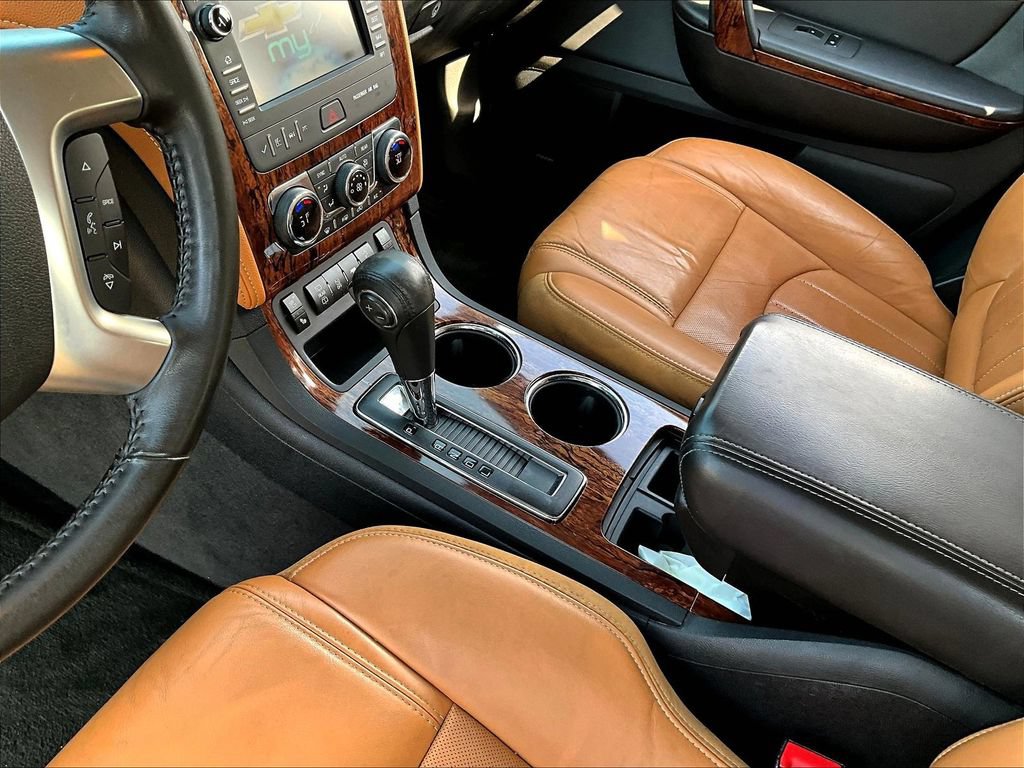 Used 2013 Chevrolet Traverse LTZ FWD image 19