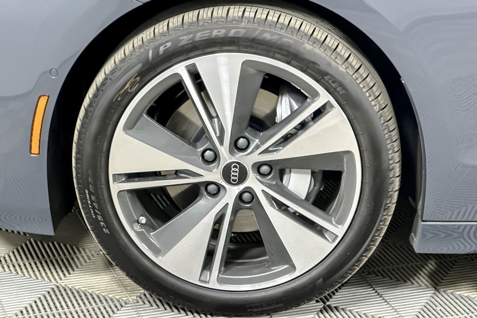 New 2027 Audi A6 e-tron Premium RWD image 26