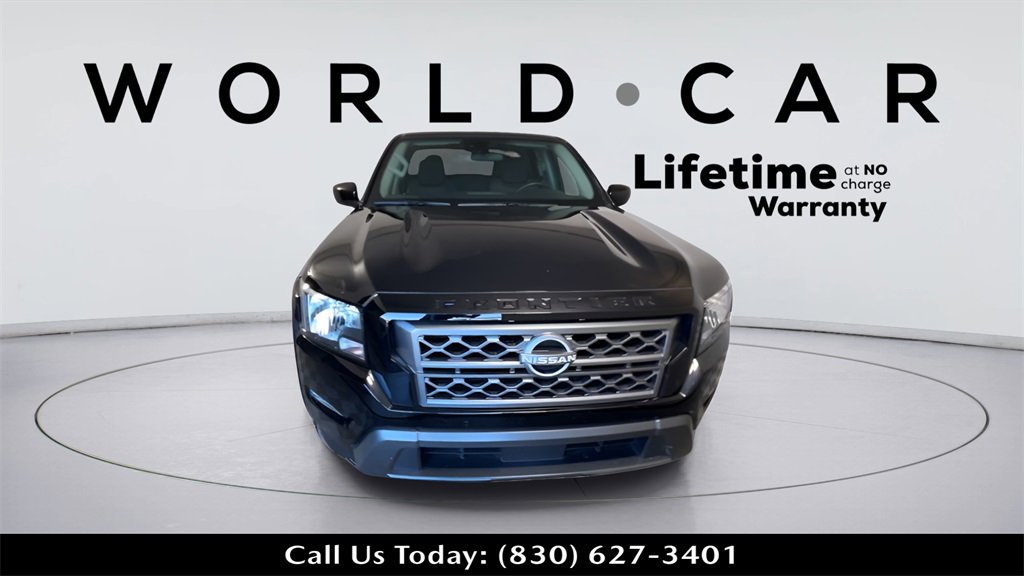 Used 2024 Nissan Frontier SV w/ Technology Package image 2